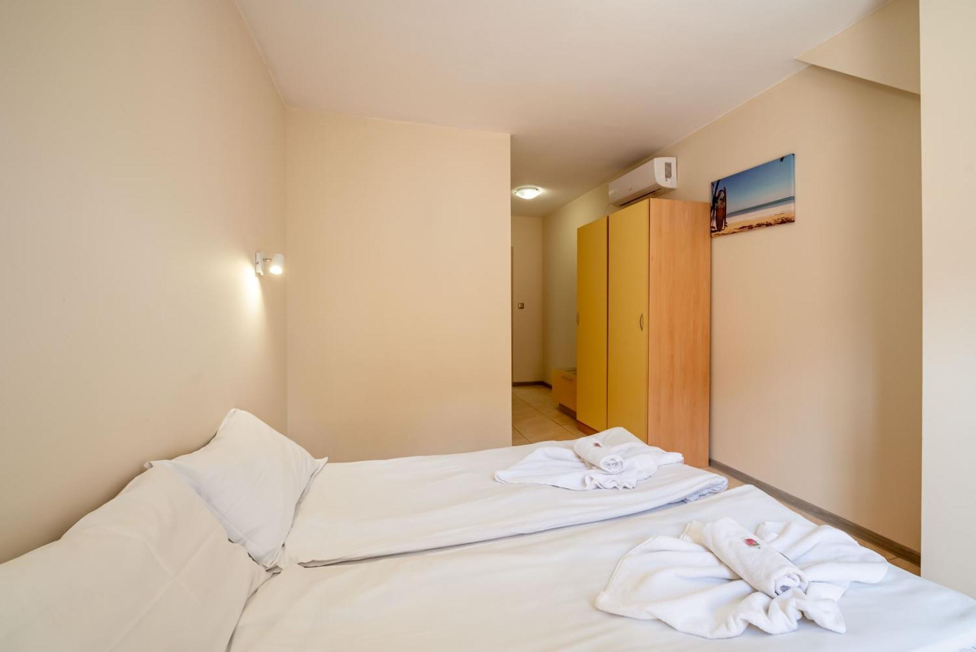 Perla Apartments Несебър Екстериор снимка